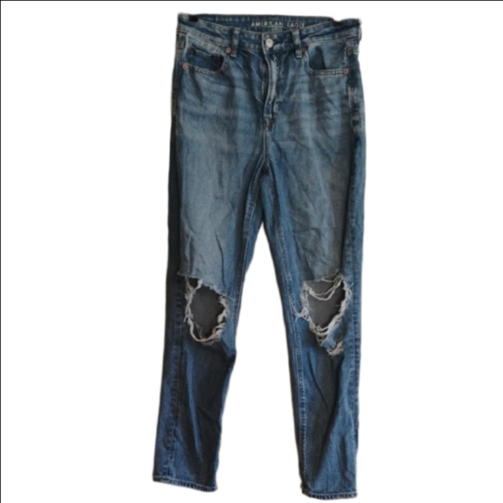 American Eagle Outfitters Classic Blue Denim Mom  Jean. Size 4.School.